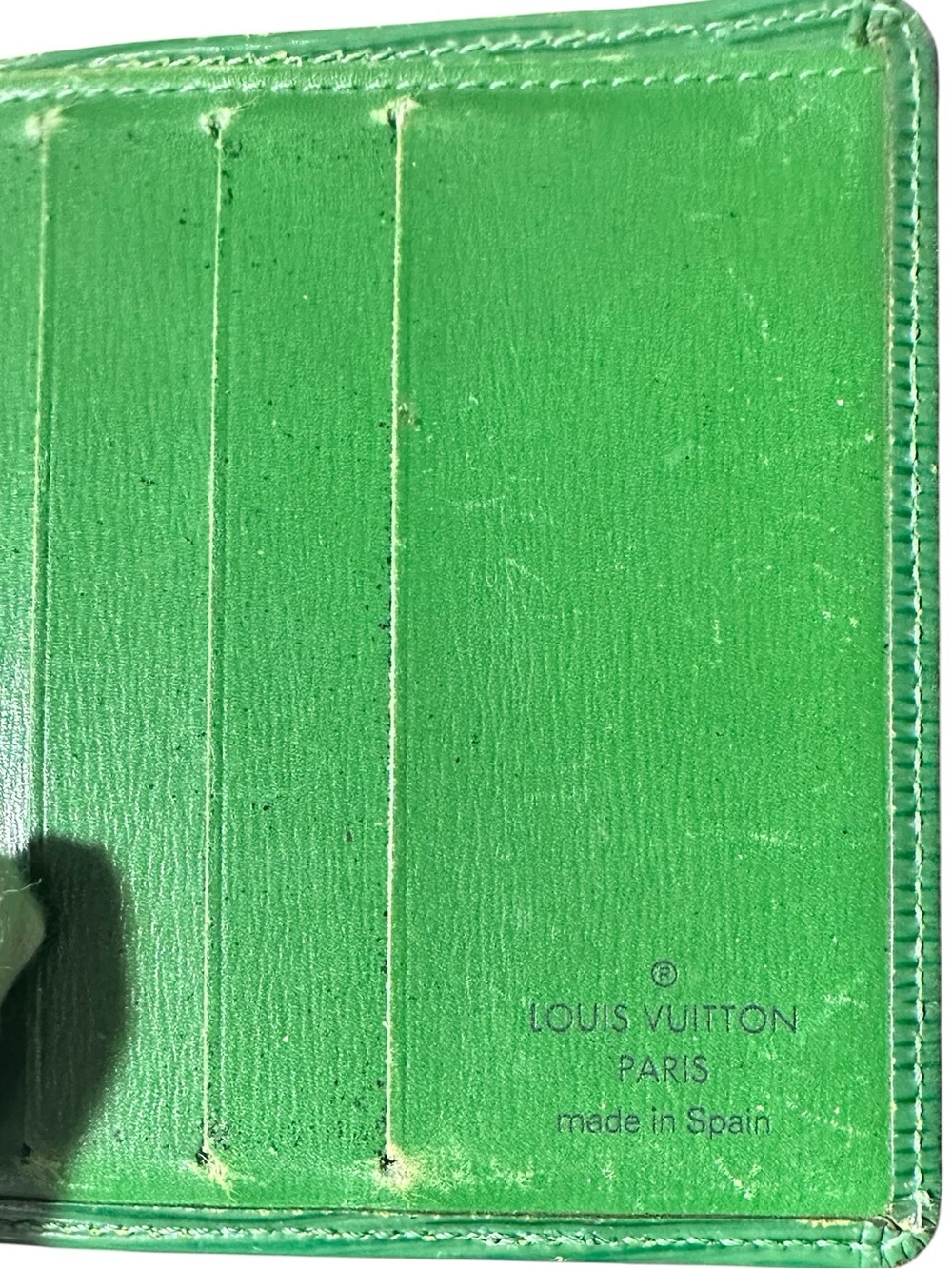 Authentic Vintage Green Louis Vuitton Epi Leather Wallet - Picture 6 of 9